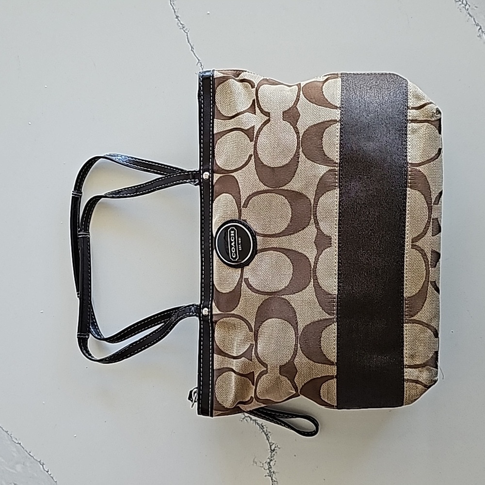 Coach Shoulder Bag